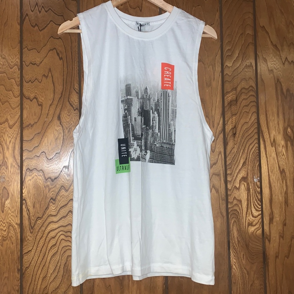 Wide arm Graphic White Sports Top